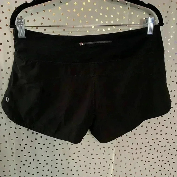 Vuori Black Shorts - Picture 7 of 8